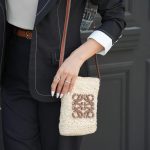 کیف حصیری loewe01