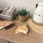 جارو-سفره-چوبی