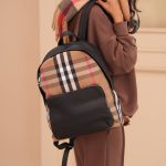 کوله Burberry